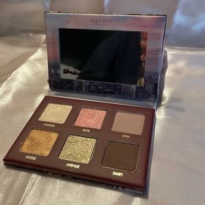 Wanderess Rush eyeshadow palette